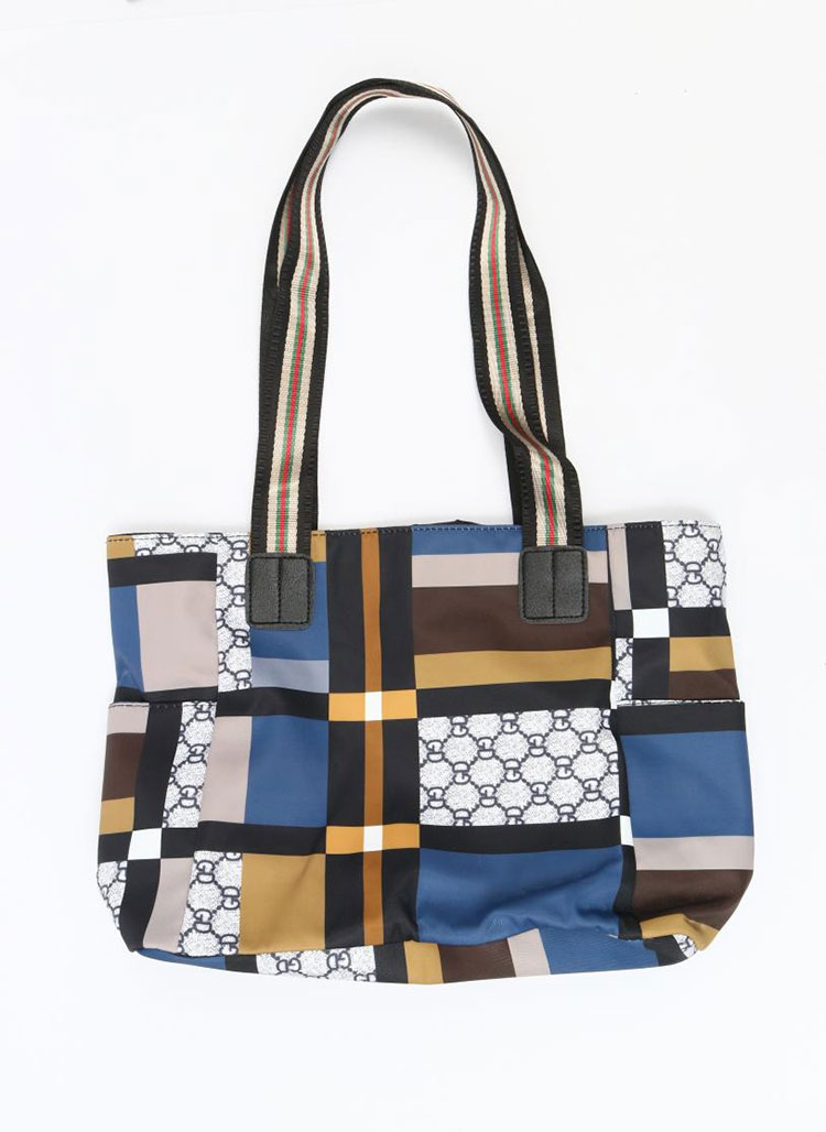 Suurte õlakottide praktilisus reisi ajal